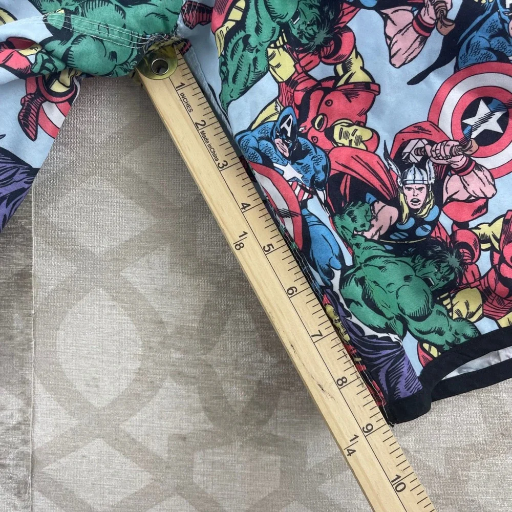 Marvel Avengers Comic Print Swim Trunks Mens Large Hulk Iron Man Captain America